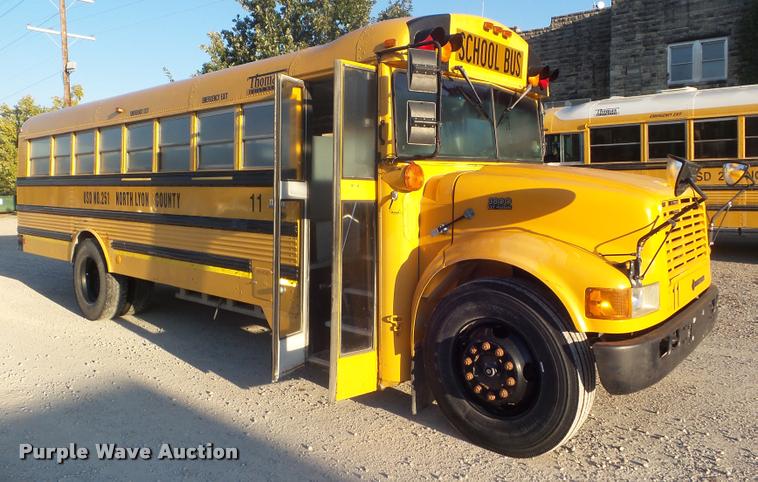 image for item L1690 1998 International 3800 school bus