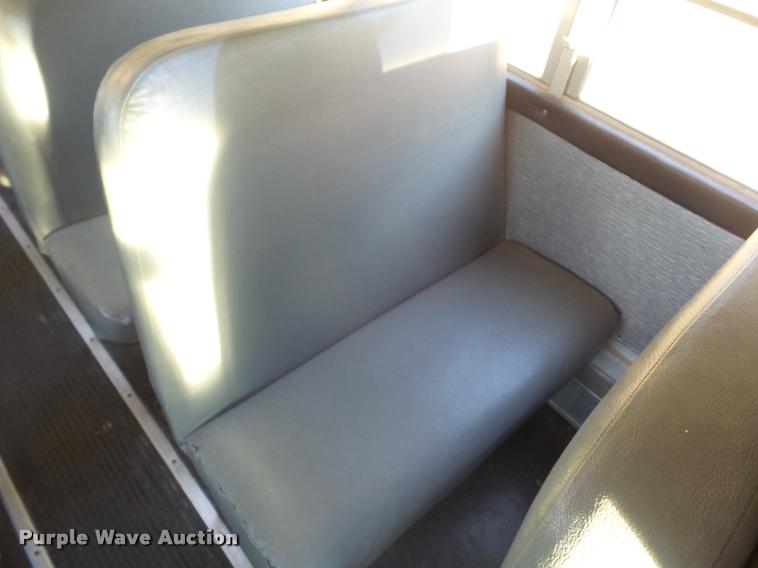 image for item L1690 1998 International 3800 school bus