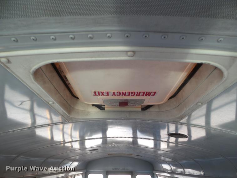 image for item L1690 1998 International 3800 school bus