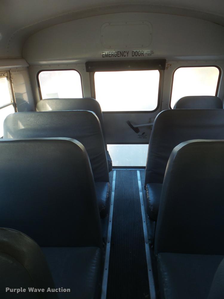 image for item L1690 1998 International 3800 school bus