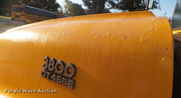 image for item L1690 1998 International 3800 school bus