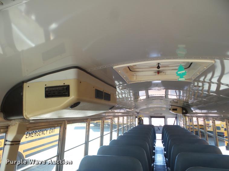 image for item L1694 2000 Thomas Built Saf-T-Liner MVP EF school bus