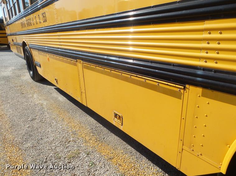 image for item L1694 2000 Thomas Built Saf-T-Liner MVP EF school bus