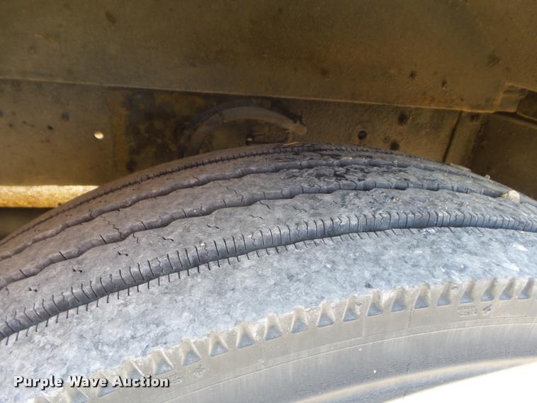 image for item L1694 2000 Thomas Built Saf-T-Liner MVP EF school bus