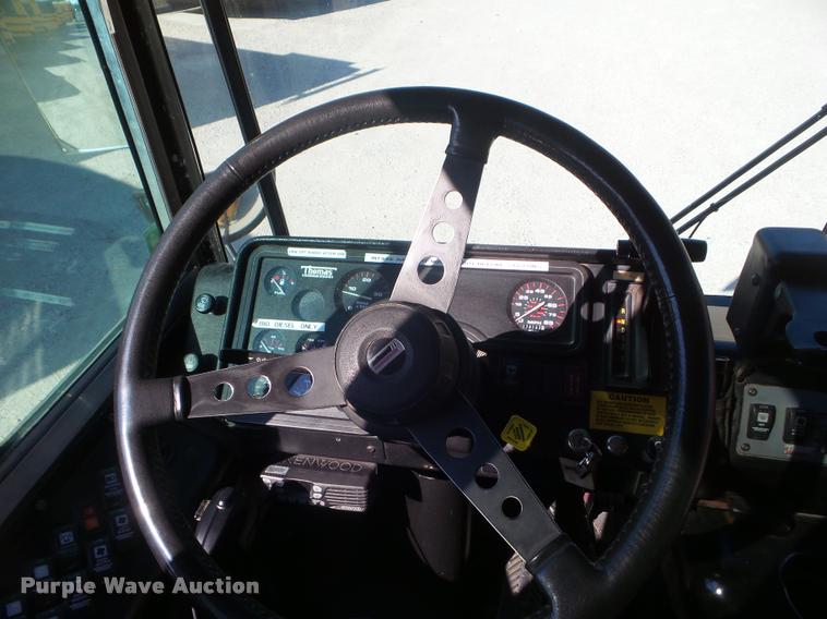 image for item L1695 2000 Thomas Built Saf-T-Liner MVP EF school bus