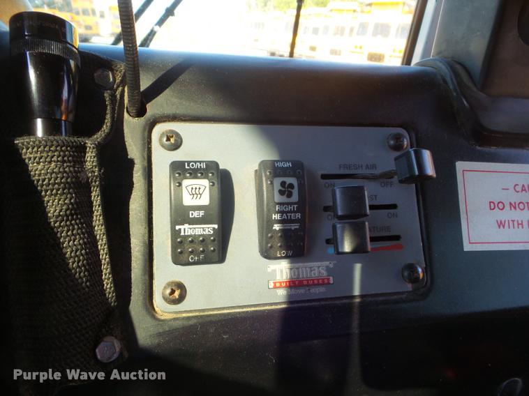 image for item L1695 2000 Thomas Built Saf-T-Liner MVP EF school bus