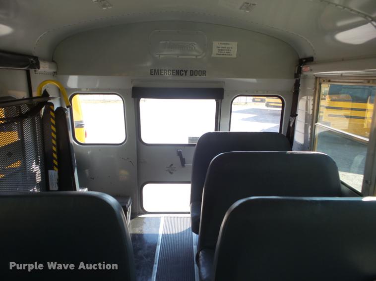 image for item L1695 2000 Thomas Built Saf-T-Liner MVP EF school bus