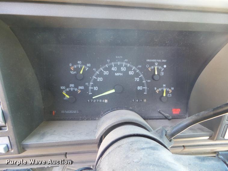 image for item L1697 1994 Chevrolet 1500 Ext. Cab pickup truck