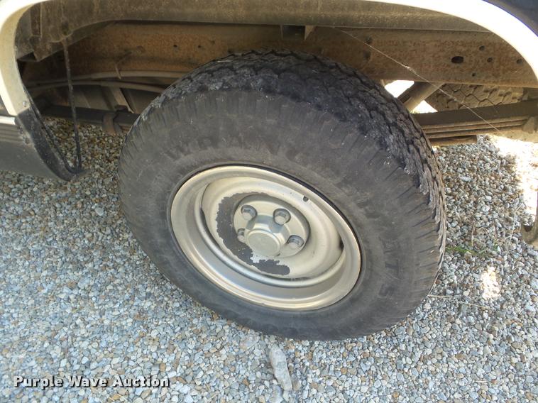 image for item L1697 1994 Chevrolet 1500 Ext. Cab pickup truck