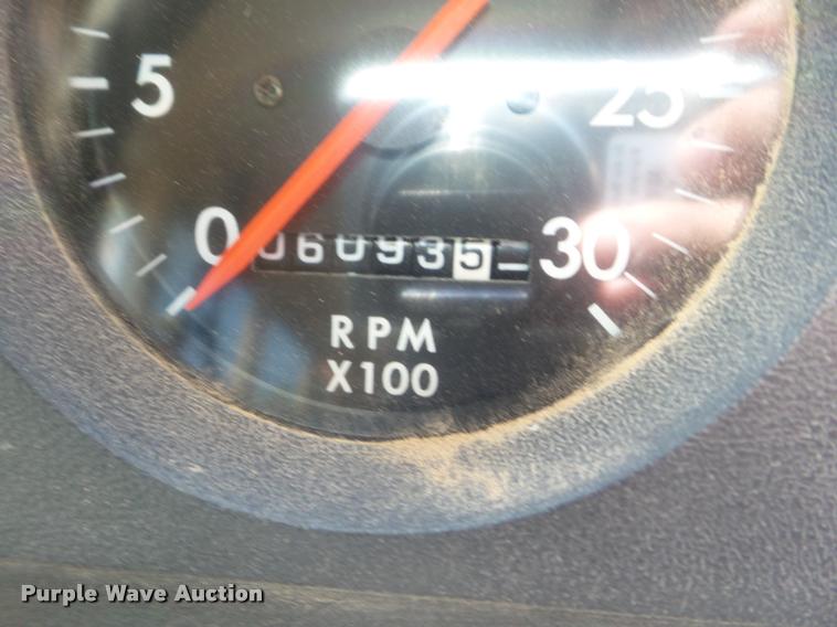 image for item L1699 2004 Freightliner FS65 school bus