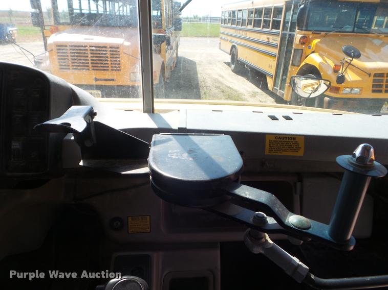 image for item L1699 2004 Freightliner FS65 school bus