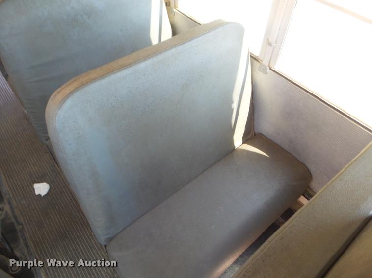 image for item L1699 2004 Freightliner FS65 school bus