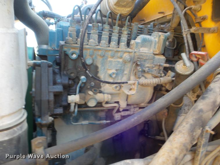 image for item L1700 1995 International 3800 school bus