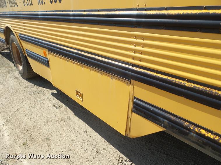image for item L1700 1995 International 3800 school bus