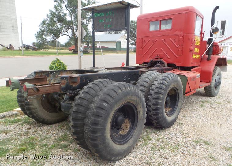 image for item L1718 1952 Mack truck cab and chassis