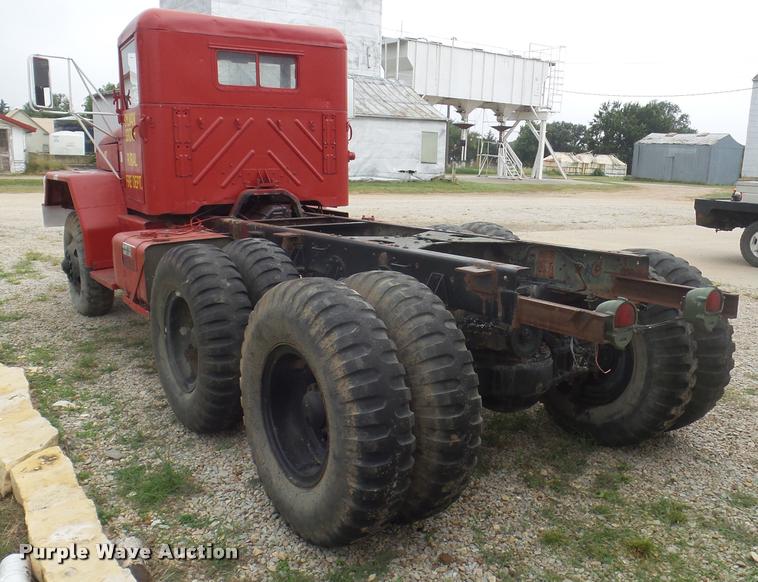 image for item L1718 1952 Mack truck cab and chassis