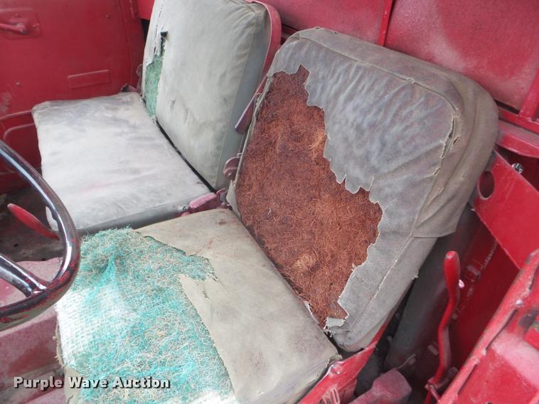 image for item L1718 1952 Mack truck cab and chassis