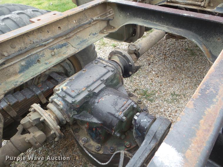 image for item L1718 1952 Mack truck cab and chassis