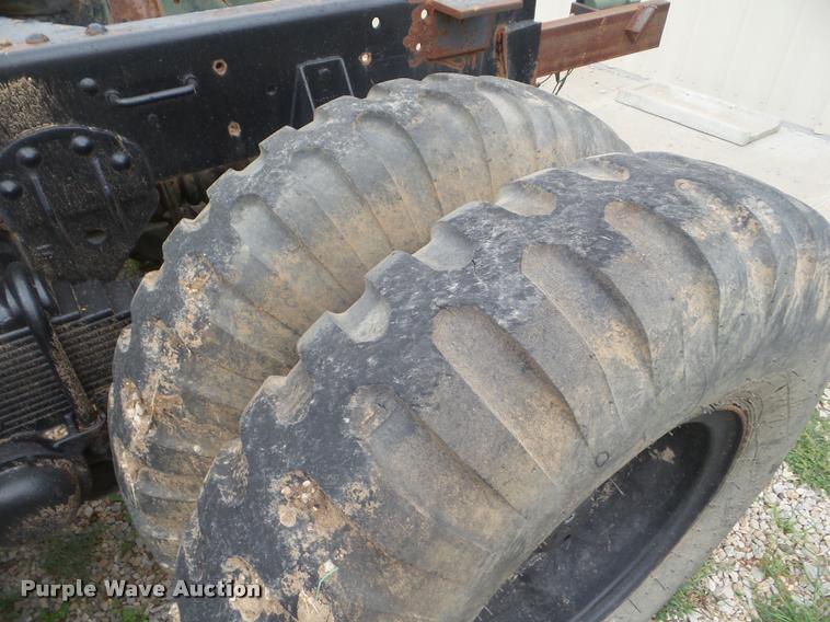 image for item L1718 1952 Mack truck cab and chassis