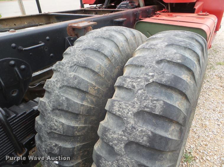 image for item L1718 1952 Mack truck cab and chassis