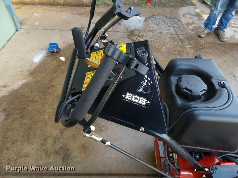 image for item L3256 2015 Exmark Turf Tracer lawn mower