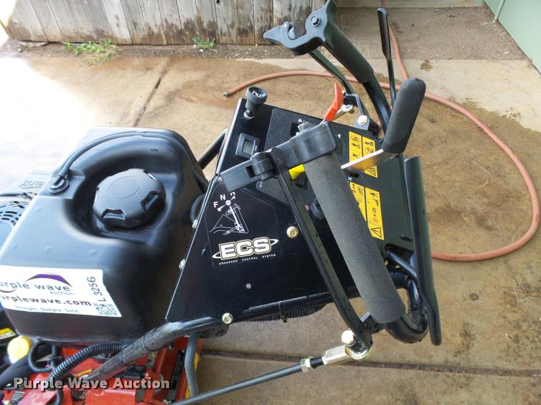 image for item L3256 2015 Exmark Turf Tracer lawn mower