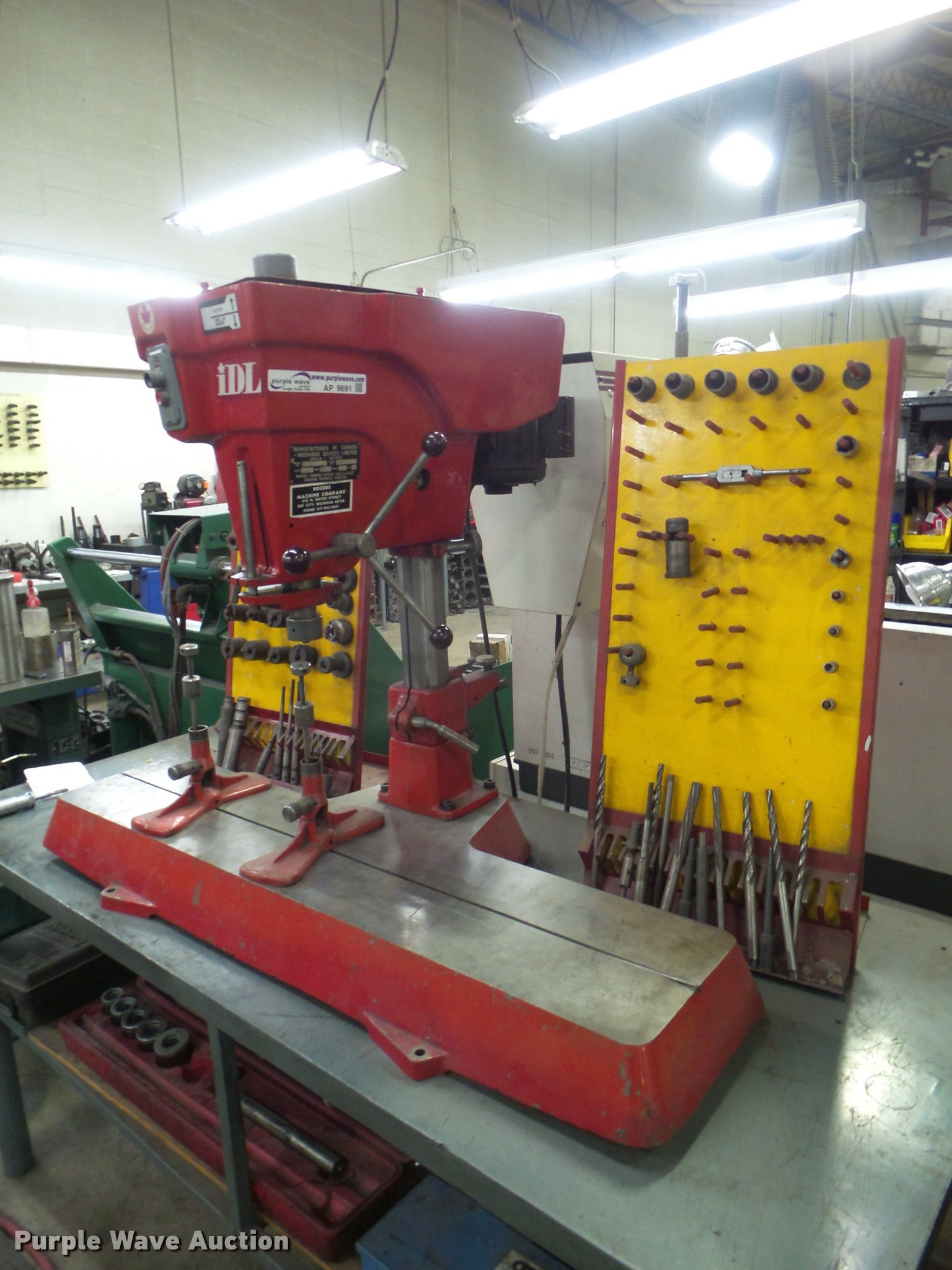 IDL valve guide seat machine in Pratt, KS Item AP9691 sold Purple Wave