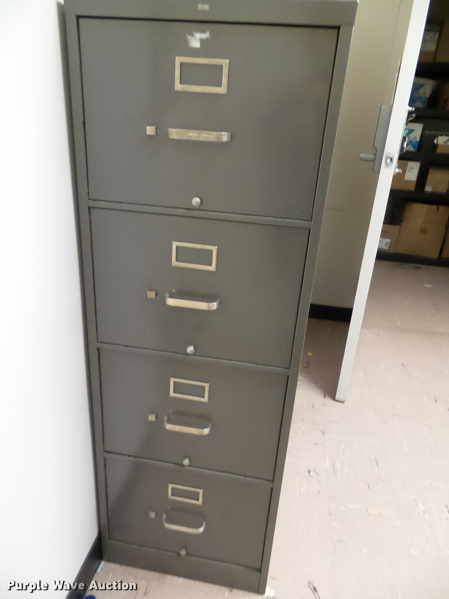 Office furniture in Topeka, KS Item BV9290 sold Purple Wave