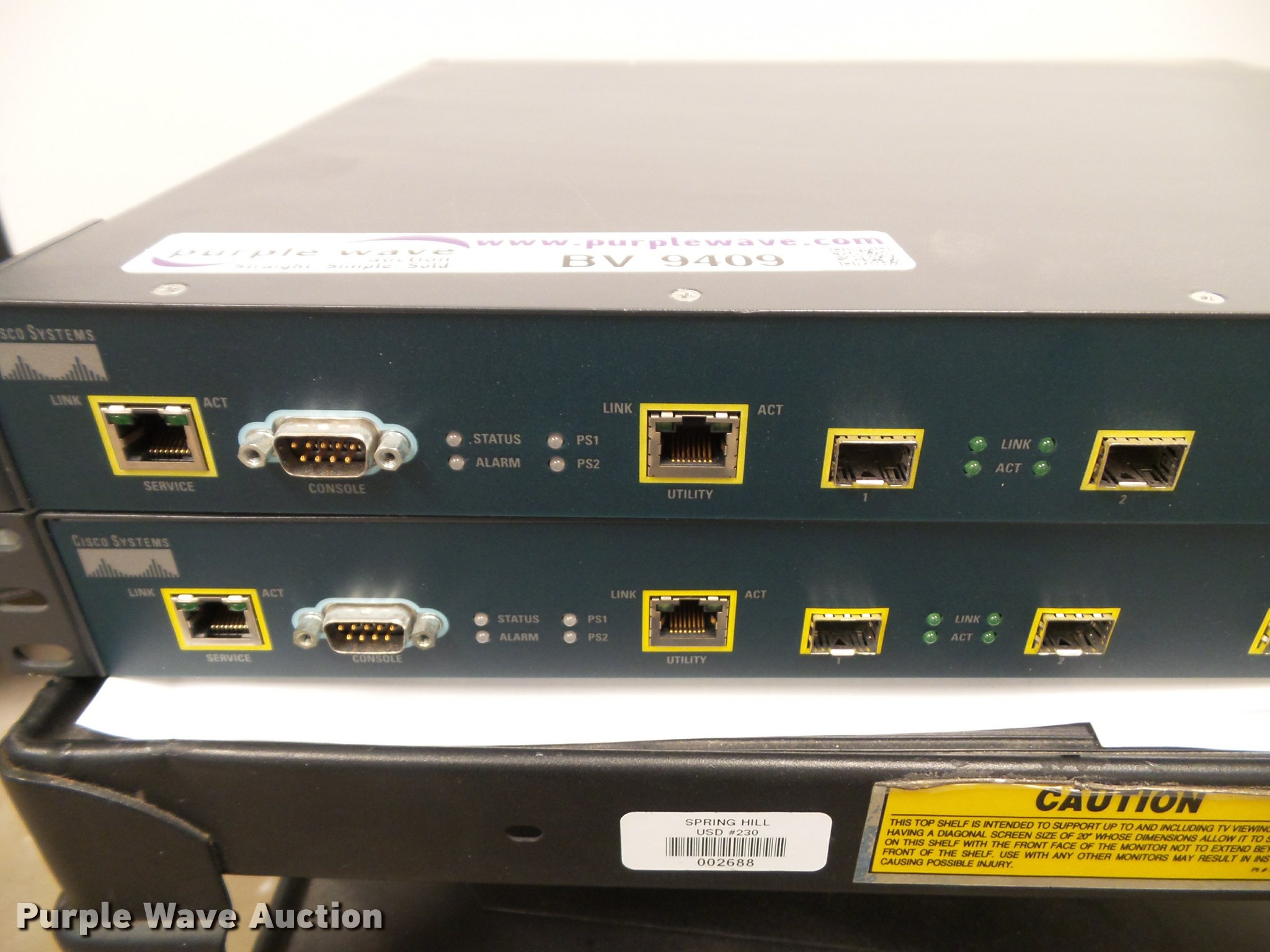 (2) Cisco wireless controllers in Spring Hill, KS Item BV9409 sold