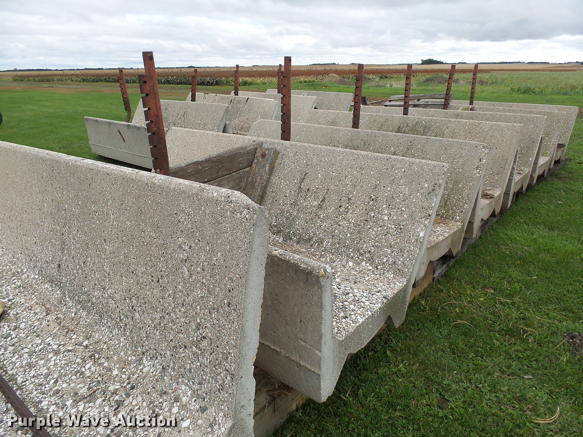 (24) concrete feed bunks in Beresford, SD Item J5464 sold Purple Wave