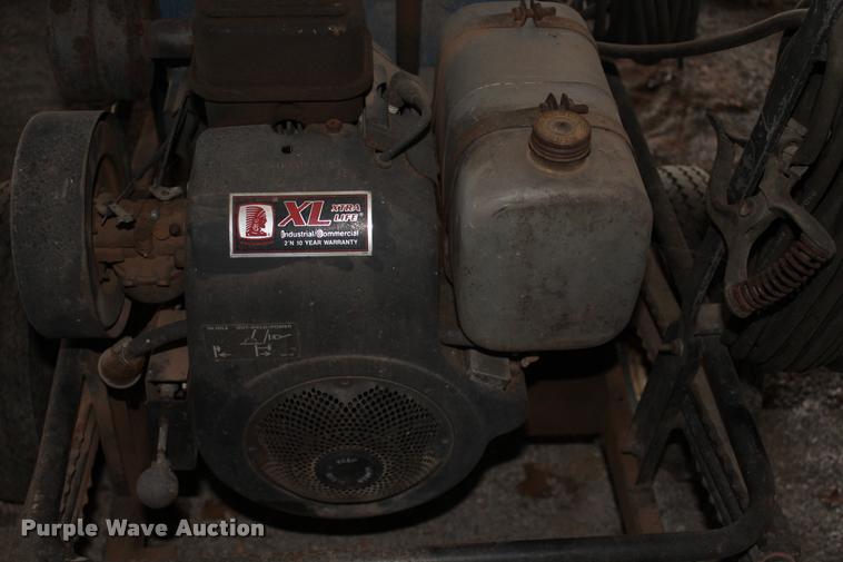 image for item AQ9544 Miller Roughneck 2E welder/generator