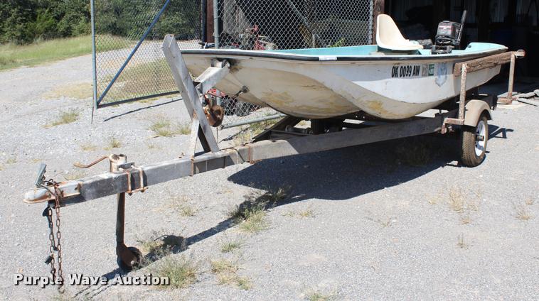 image for item AQ9546 1971 Boston Wahler boat