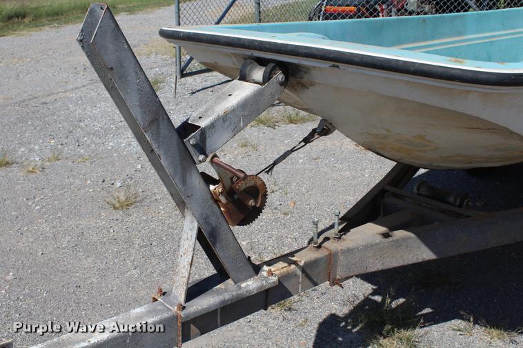 image for item AQ9546 1971 Boston Wahler boat