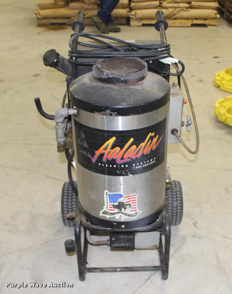 Aladin pressure washer in Holdenville, OK Item AQ9554 sold Purple Wave