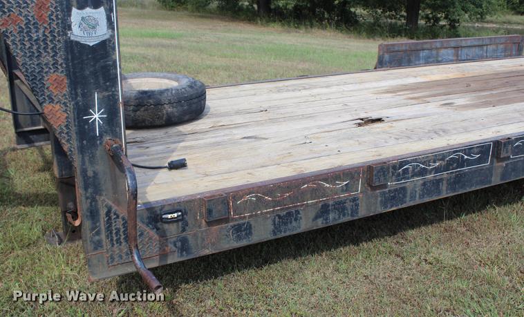 image for item AQ9559 1993 Starlite equipment trailer