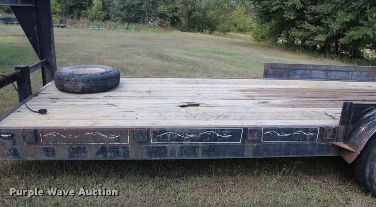 image for item AQ9559 1993 Starlite equipment trailer