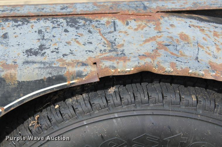 image for item AQ9559 1993 Starlite equipment trailer