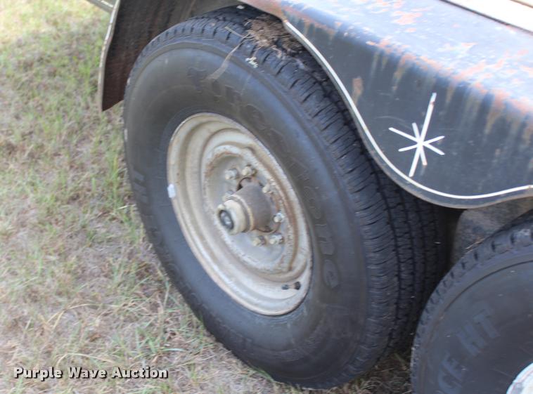 image for item AQ9559 1993 Starlite equipment trailer