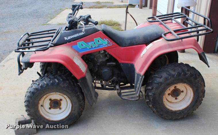 image for item AQ9565 1993 Kawasaki Bayou ATV