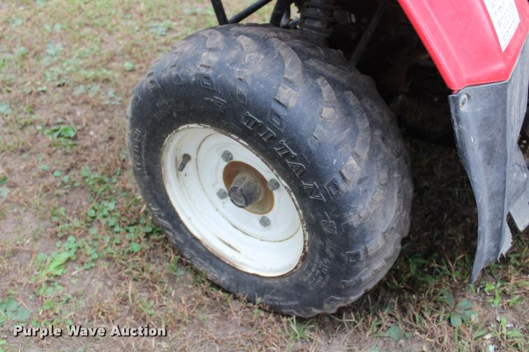 image for item AQ9573 1994 Kawasaki Bayou ATV