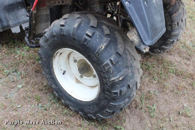 image for item AQ9573 1994 Kawasaki Bayou ATV