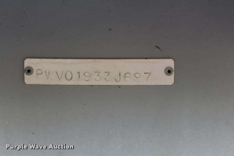 image for item AQ9577 1997 Blue Wave 189 v-bottom boat