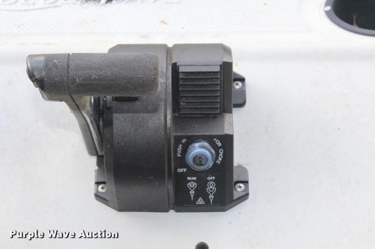 image for item AQ9577 1997 Blue Wave 189 v-bottom boat