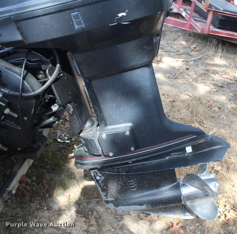 image for item AQ9577 1997 Blue Wave 189 v-bottom boat