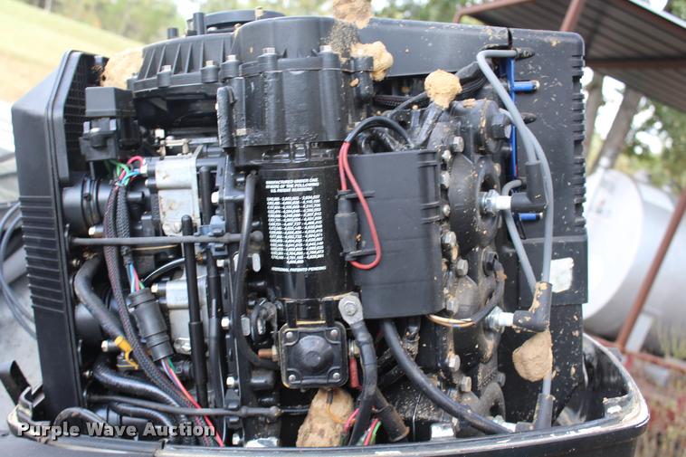 image for item AQ9577 1997 Blue Wave 189 v-bottom boat