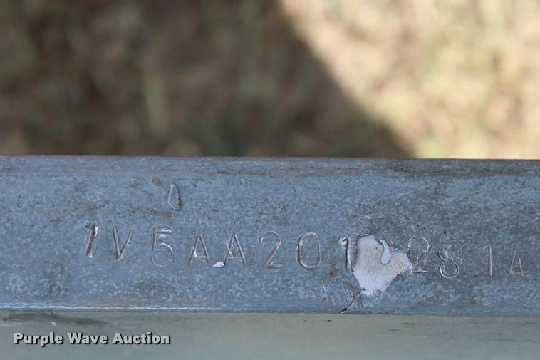 image for item AQ9577 1997 Blue Wave 189 v-bottom boat