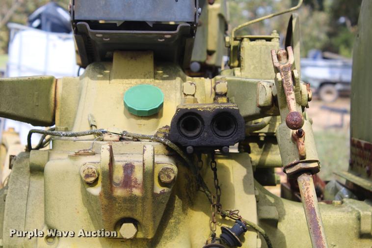 image for item AQ9578 1968 John Deere JD300 tractor