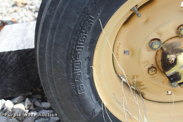 image for item AQ9578 1968 John Deere JD300 tractor