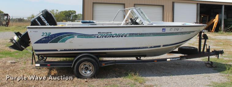 image for item AQ9585 1996 Ranger Cherokee 238 v-bottom boat