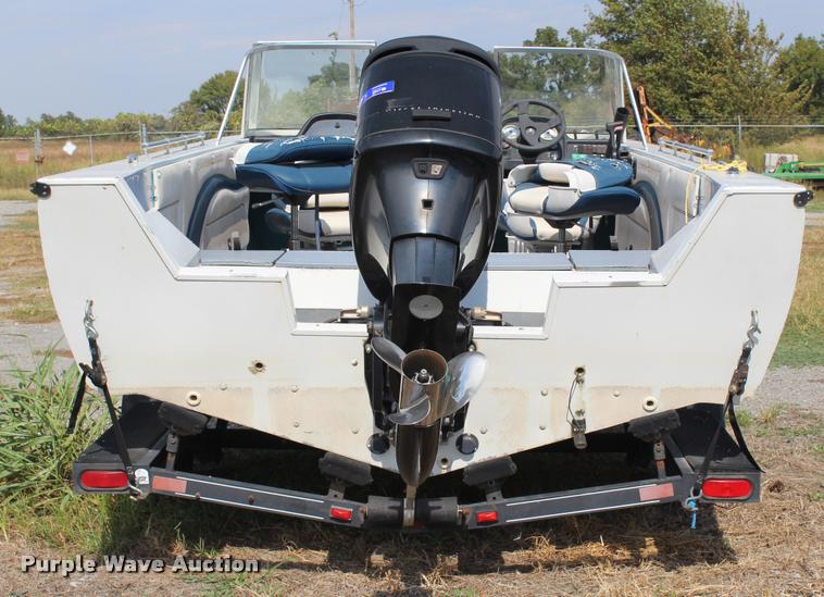 image for item AQ9585 1996 Ranger Cherokee 238 v-bottom boat